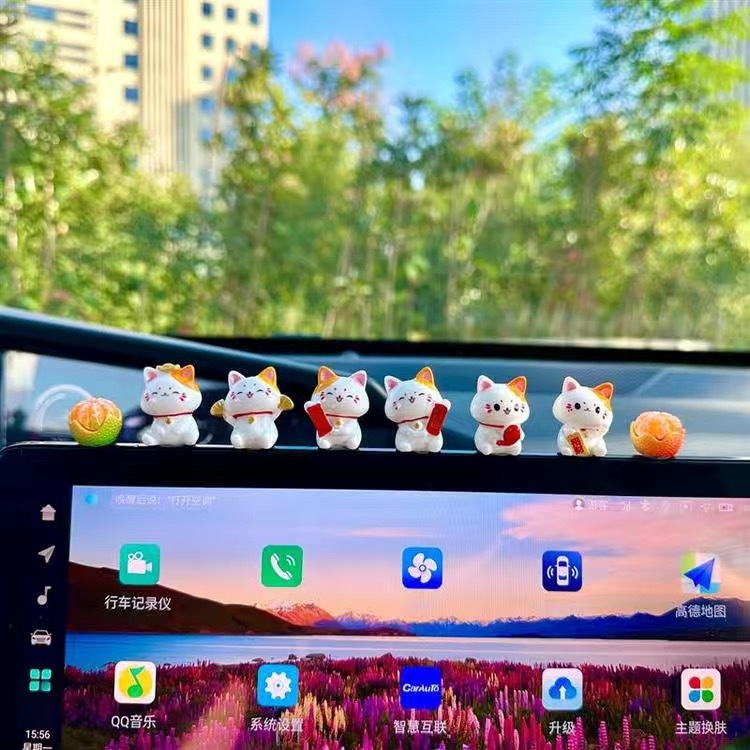 Car Japanese Lucky Cat Ornamen - Interior Design Japanese ulasan dan harga