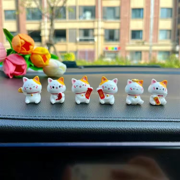 Car Japanese Lucky Cat Ornamen - Interior Design Japanese ulasan dan harga